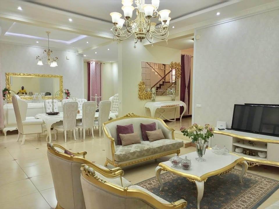 Vivenda V6 no Condomínio Jardim de Rosas – 2ª Fase